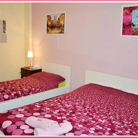 Large For 12 People Апартаменты Рим